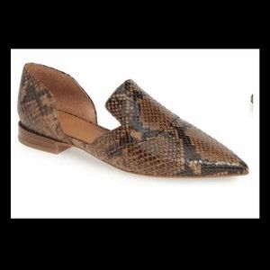 (SOLD)Franco Sarto Toby Flats